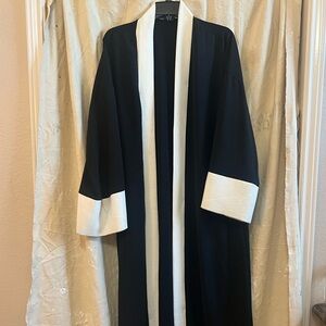 Refka Open Abaya Black and White